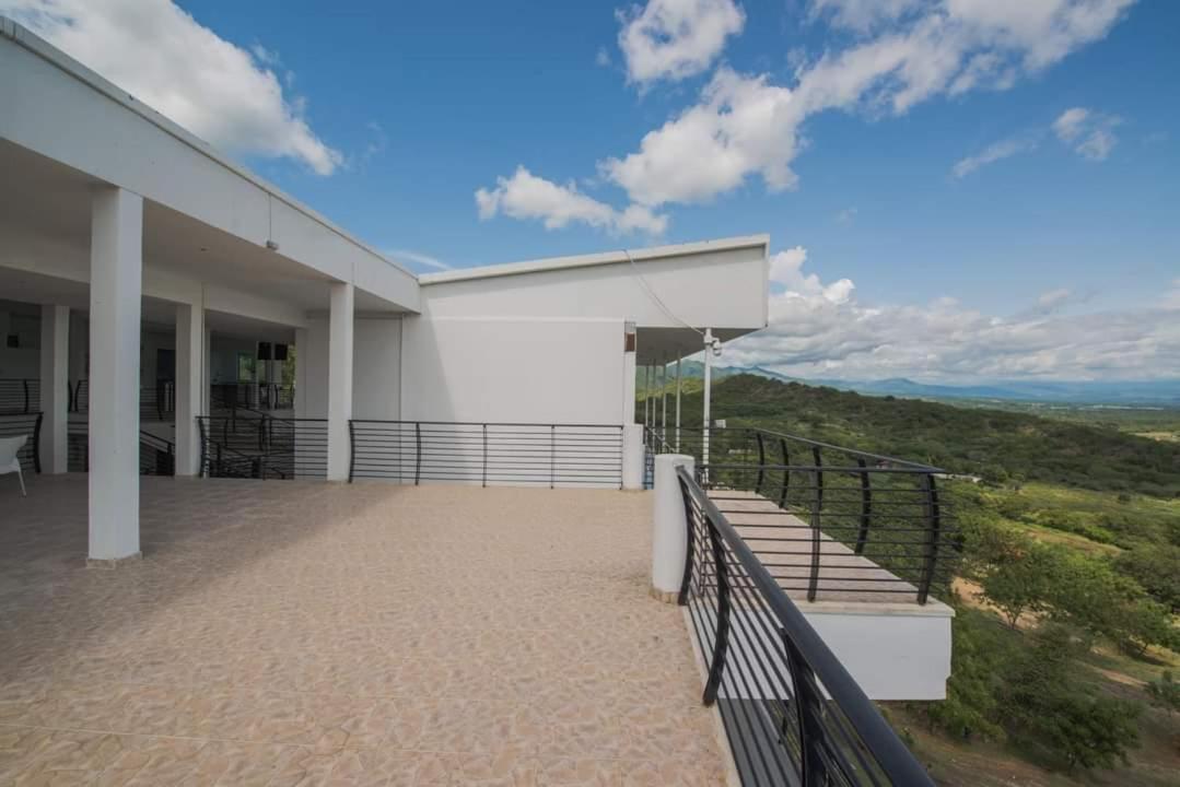Hotel Campestre La Montana Хирардот Екстериор снимка